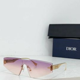 Picture of Dior Sunglasses _SKUfw55775646fw